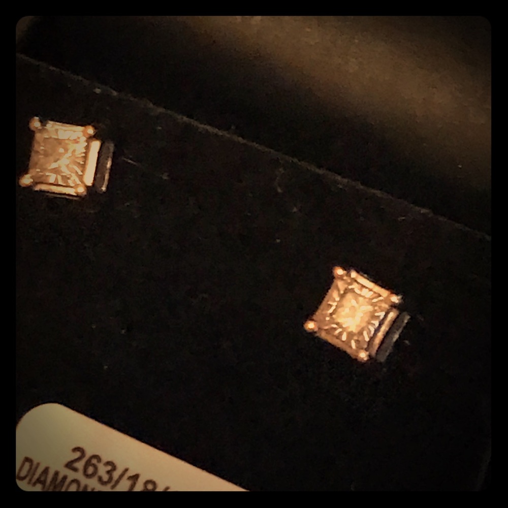 Diamond earrings